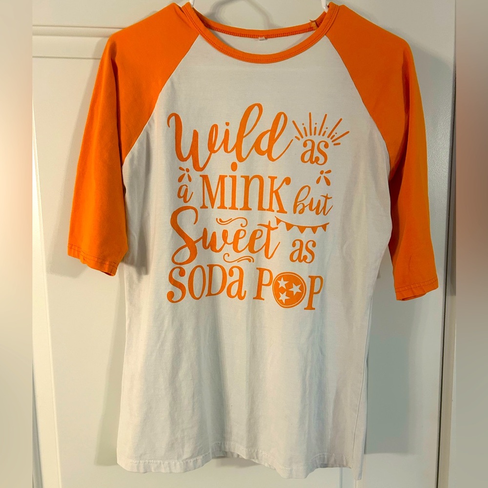 Women’s boutique Tennessee Shirt size M